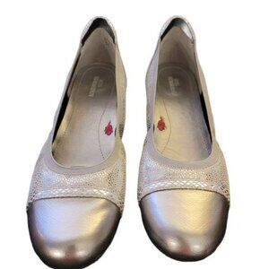 Silver Ballet Flats Ros Hommerson Ronnie Two Tone Flexible Woman's Size 11 JJ710
